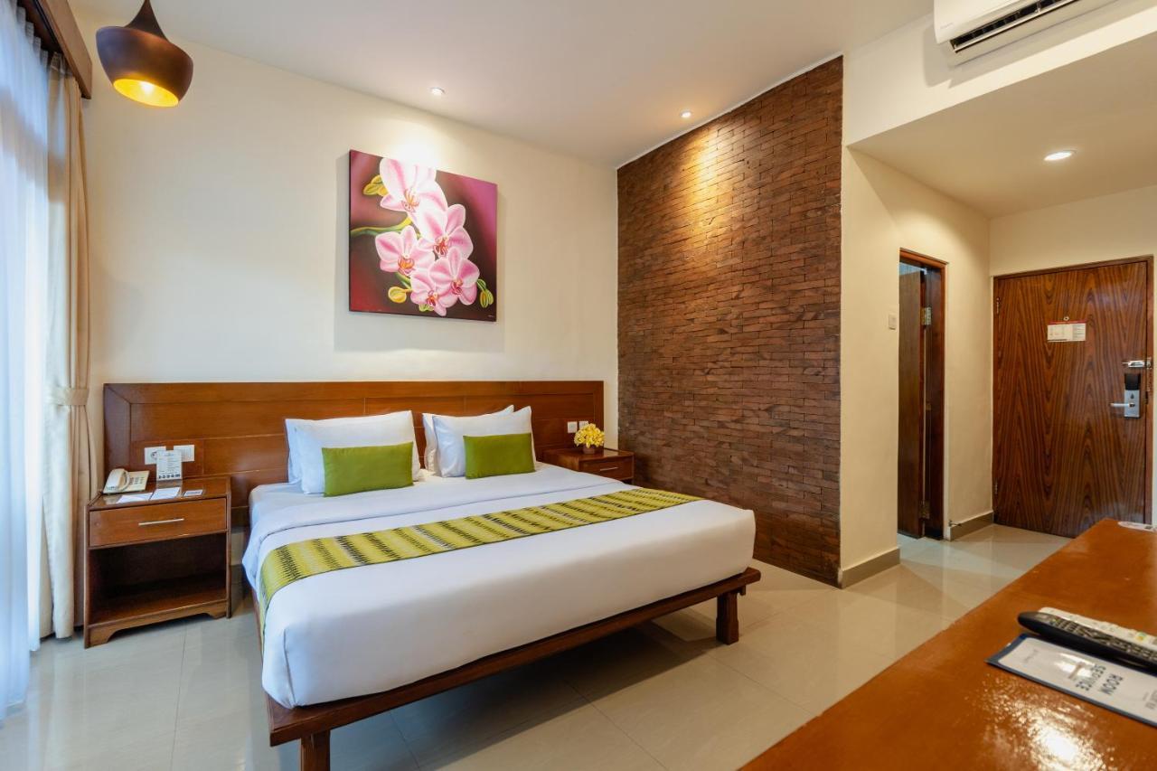 Wina Holiday Villa Kuta  Exterior photo