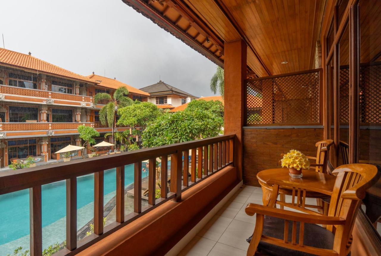 Wina Holiday Villa Kuta  Exterior photo