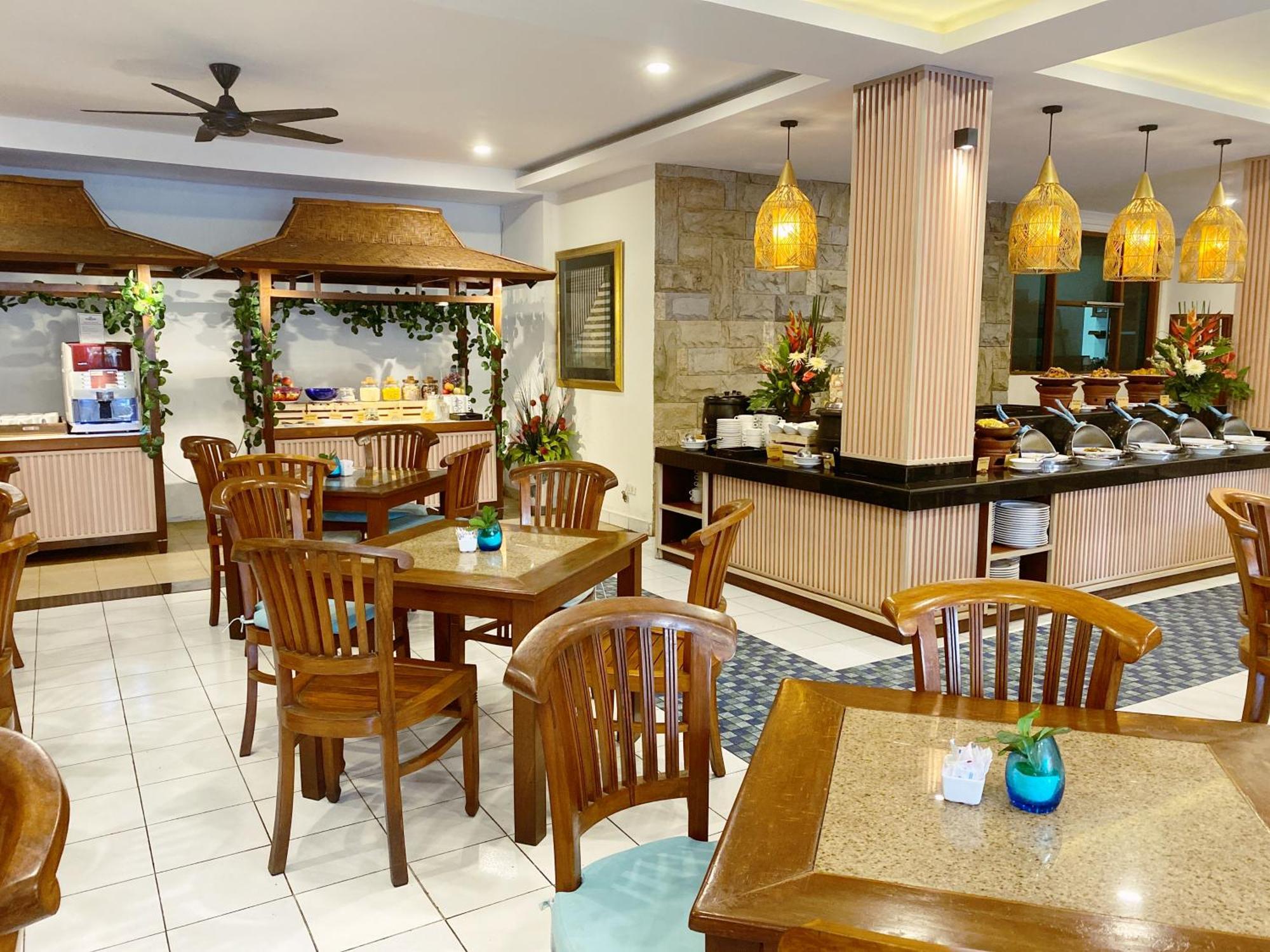 Wina Holiday Villa Kuta  Exterior photo